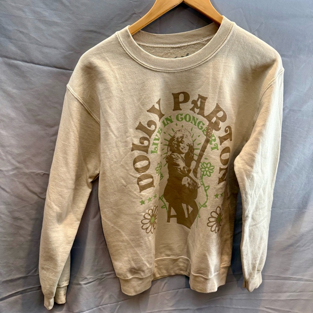 Dolly Parton Live in Concert Sweatshirt S | Country Western Cowgirl Tour Pre-own - Picture 10 of 10